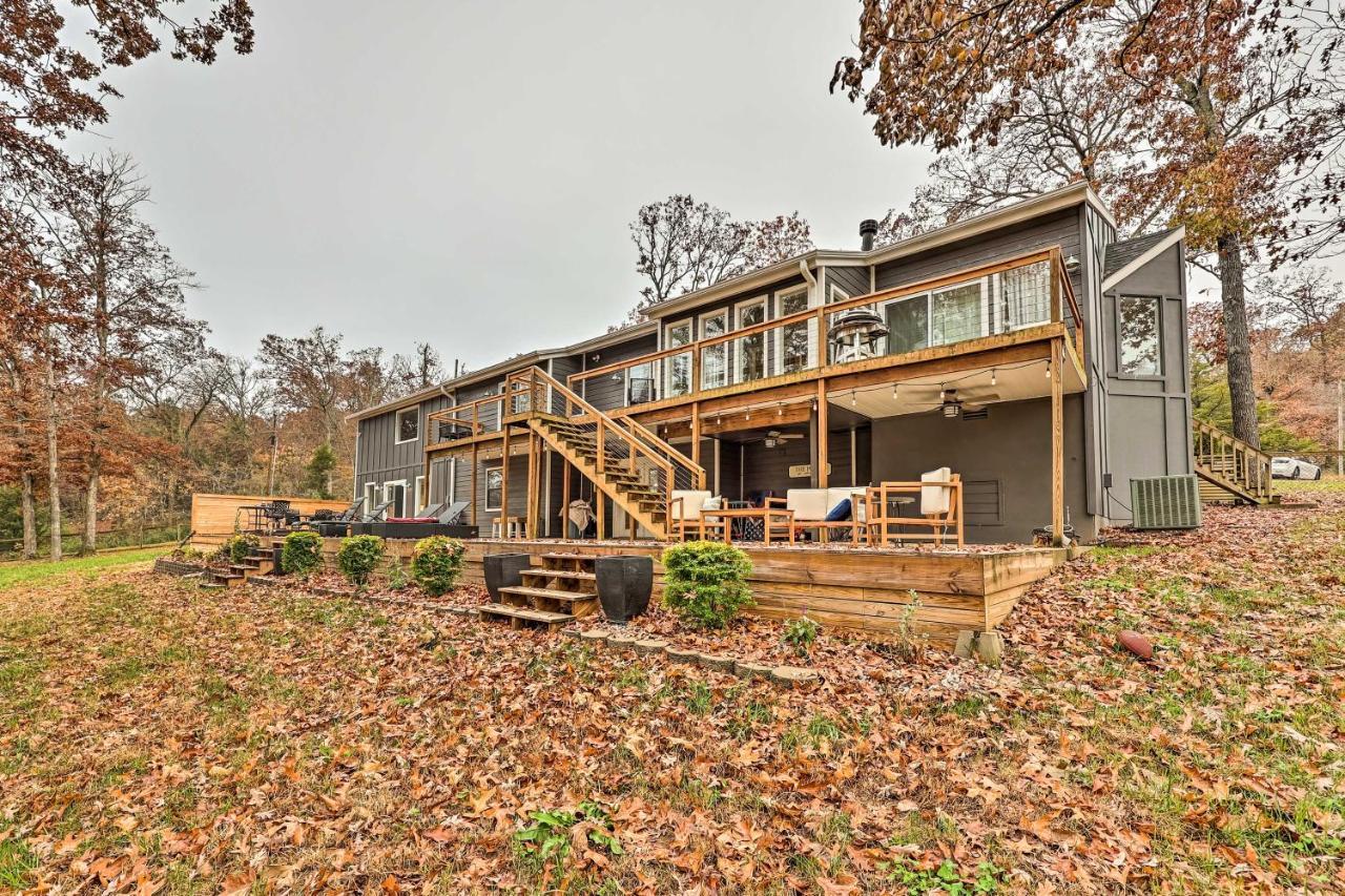 Lakefront Rogers Getaway With Hot Tub And Deck! Villa Buitenkant foto